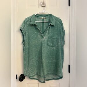 Jane and Delancey green shirt. Size XL